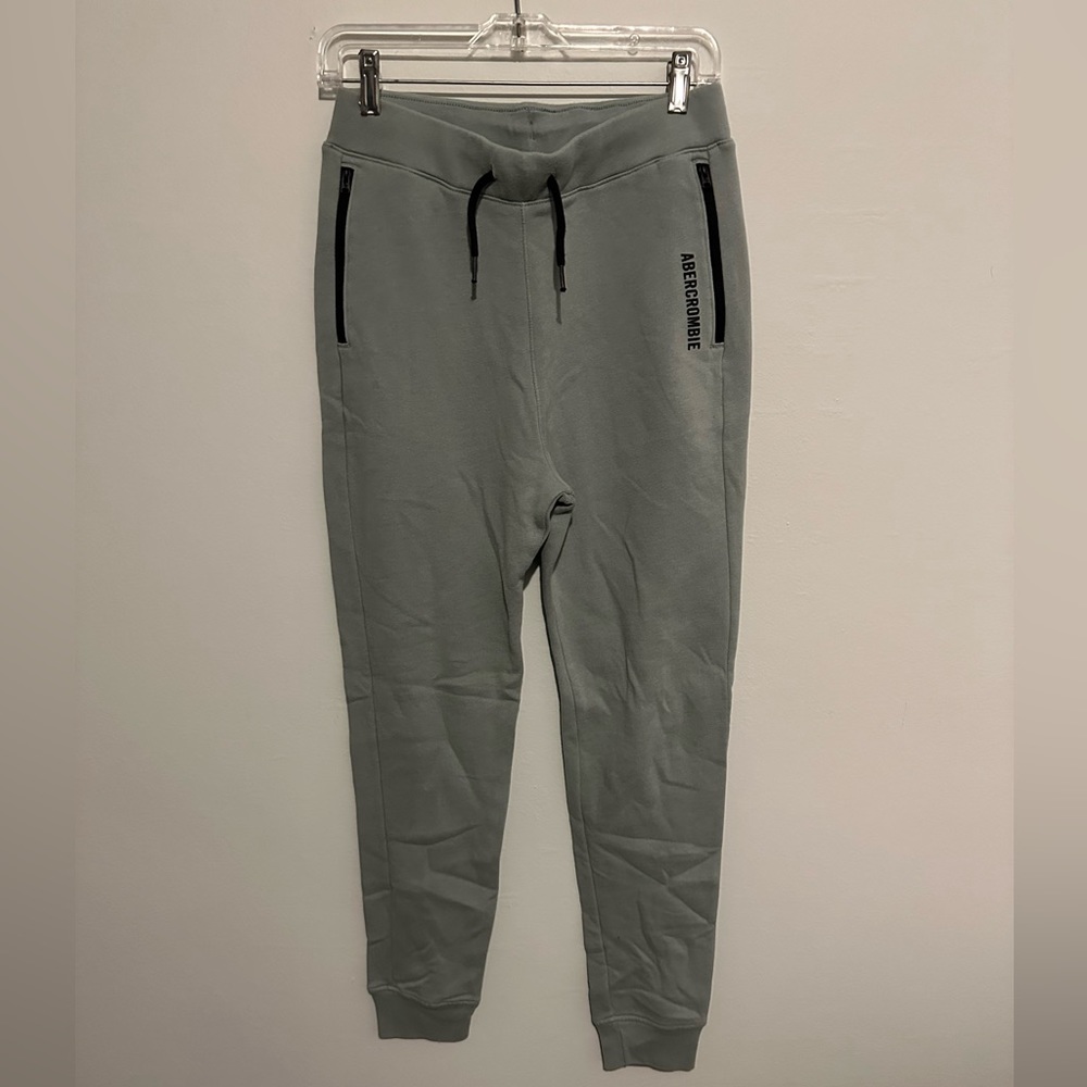 Abercrombie kids sweatpants color sage